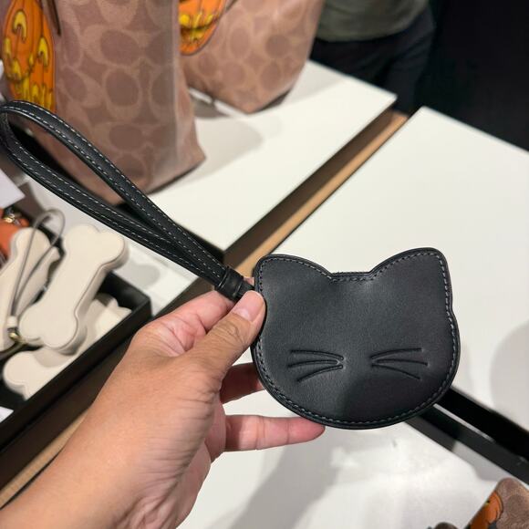 Coach Cat/Pumpkin/ Bone Coin Case CCG23/CCG22/CCG25 - Picture 12 of 16